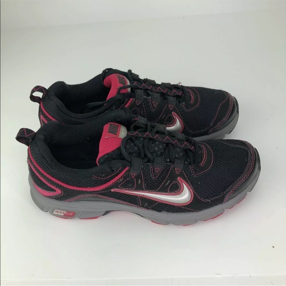 Nike Air Womens Size 8.5 Black Hot Pink Sneakers - Picture 3 of 8